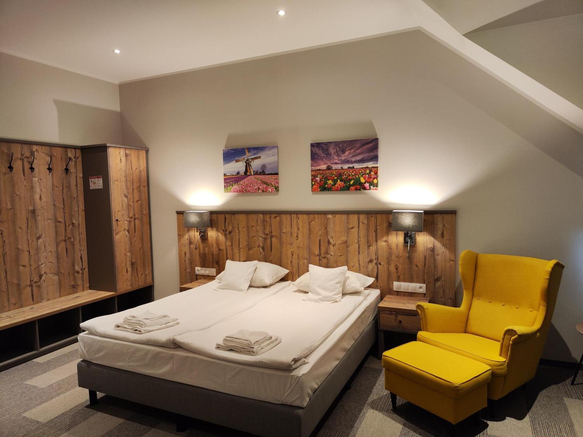 Hotel Nowa Holandia Elblag Bagian luar foto
